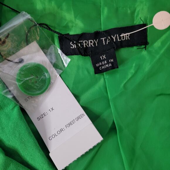 Sherry Taylor Forest Green Tie-Front Button-Up Shirt - 1X - Picture 5 of 6